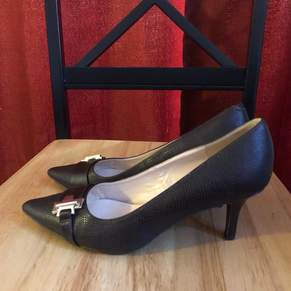 Brown mini heels
